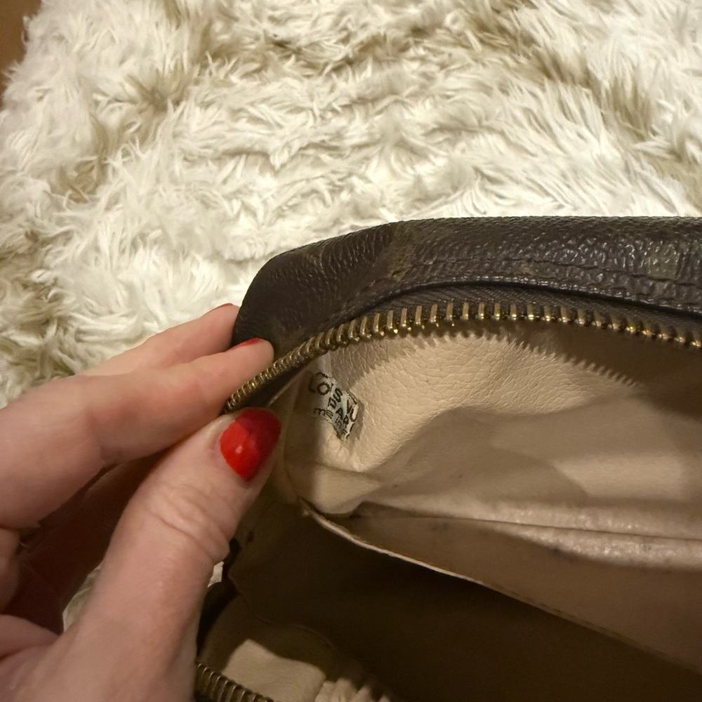 Louis Vuitton pouch GM size (trousse) - Picture 8 of 9